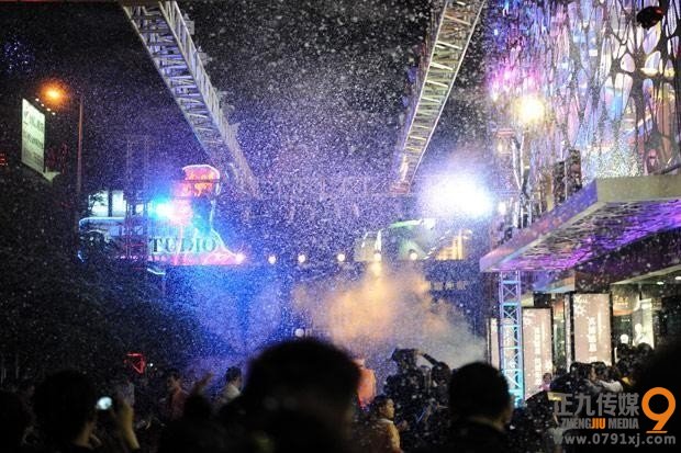 雪花機、泡泡機、煙霧機